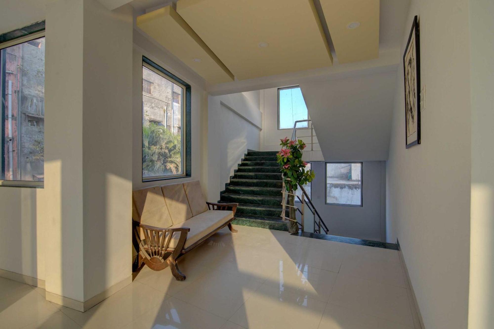 Saiba Residency Hotel Pirangut Luaran gambar